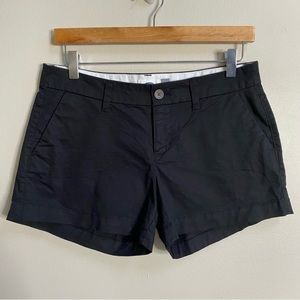 Old Navy Black Everyday Cotton Khaki Shorts Size 2